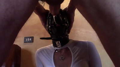 ਏੜੀ ਵਿੱਚ ਲੌਰਾ, ਮਾਡਲ ਦੀ ਚੋਣ, ਵੀਡੀਓ 2021, ਮਲਟੀਪਲ ਰਿੰਗਾਂ ਵਾਲਾ ਡੂੰਘਾ ਗਲਾ